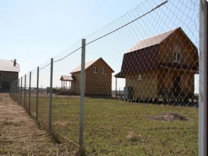 Забор из сетки рабицы в натяг с протяжкой арматуры 150 метров фото в Первомайске
